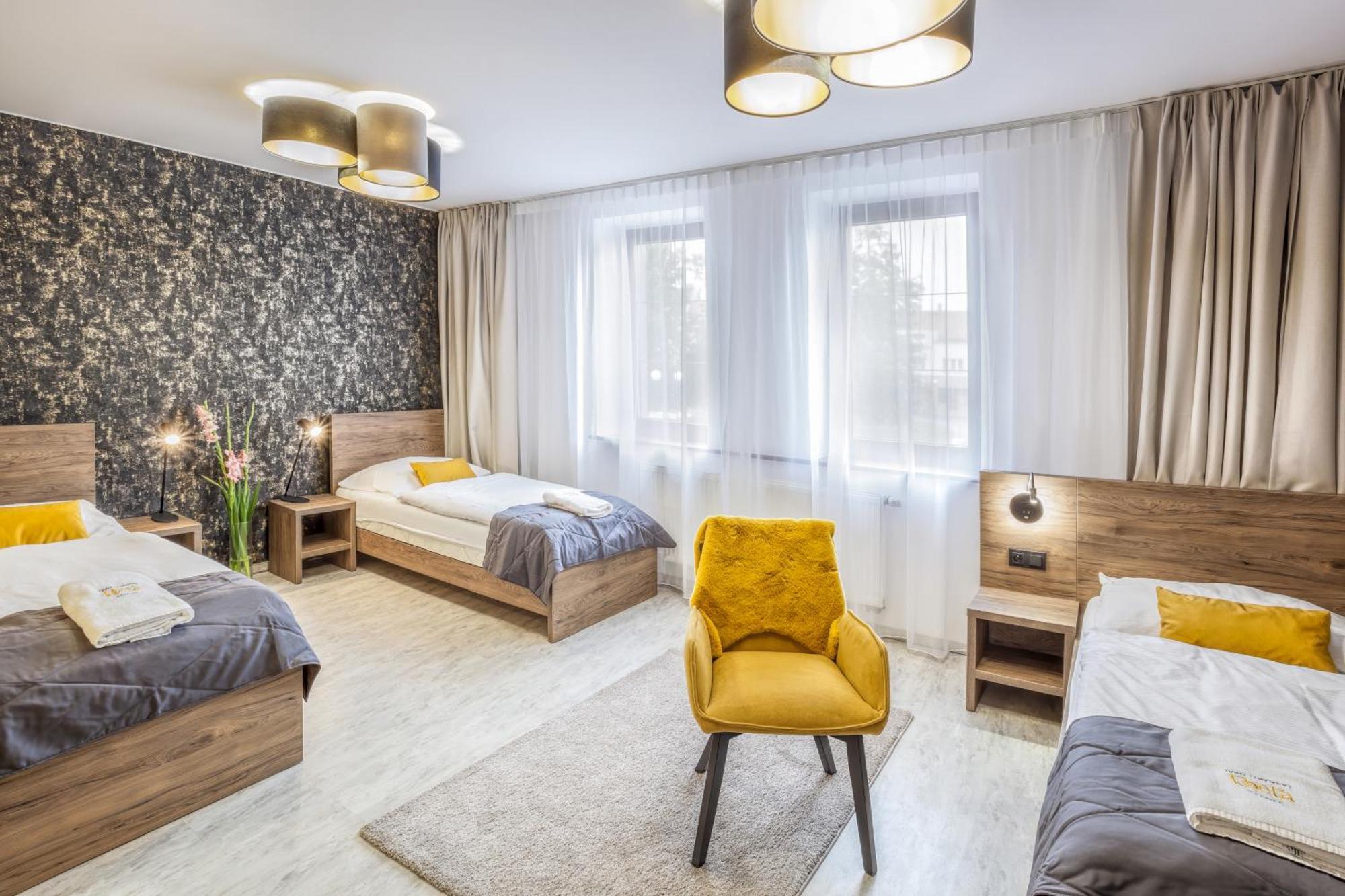 Hotel Beta Bzenec Bagian luar foto