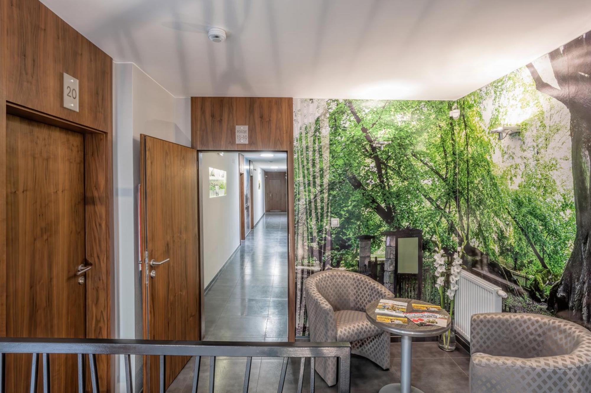 Hotel Beta Bzenec Bagian luar foto